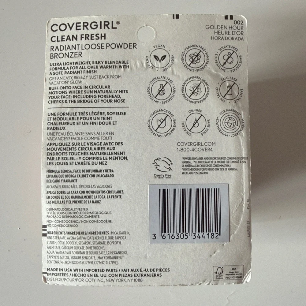 COVERGIRL Clean Fresh Radiant Loose Powder in 002 Golden Hour